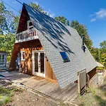 Secluded Pocono Getaway With Hot Tub And Sauna!