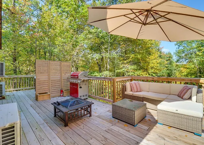 Secluded Pocono Getaway With Hot Tub And Sauna!
